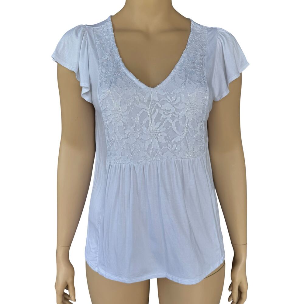 Torrid Super Soft Size 2 2X White Lace Inset V-Neck Flutter Sleeve Top NWOT